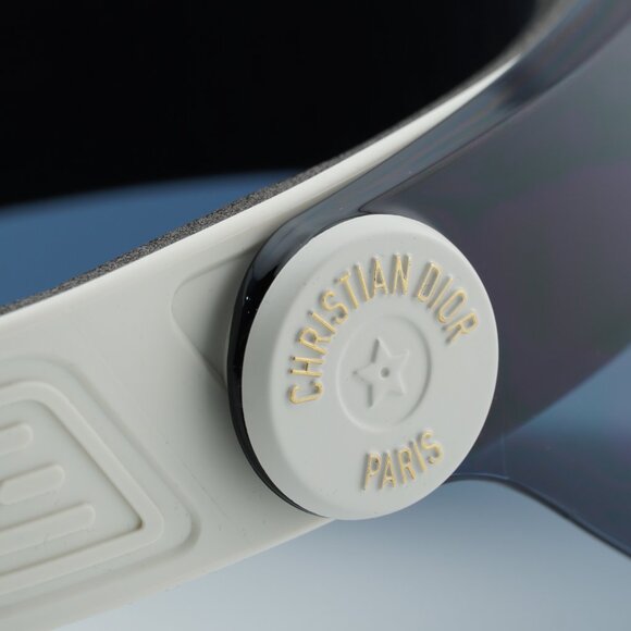 Dior DIORPACIFIC V1U 96B0 Sunglasses White Geometric Frame, Blue Lenses - Picture 3 of 12